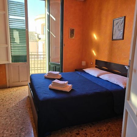 Casa Azzurra Appartement Trapani Buitenkant foto